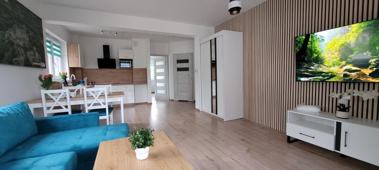 Kolorowe Cieplice - Apartamenty Z Widokiem Na Karkonosze Еленя-Гура Экстерьер фото