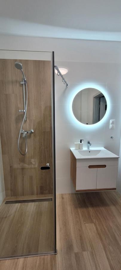 Kolorowe Cieplice - Apartamenty Z Widokiem Na Karkonosze Еленя-Гура Экстерьер фото