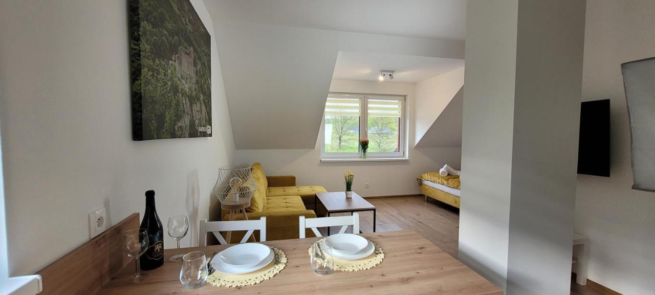 Kolorowe Cieplice - Apartamenty Z Widokiem Na Karkonosze Еленя-Гура Экстерьер фото