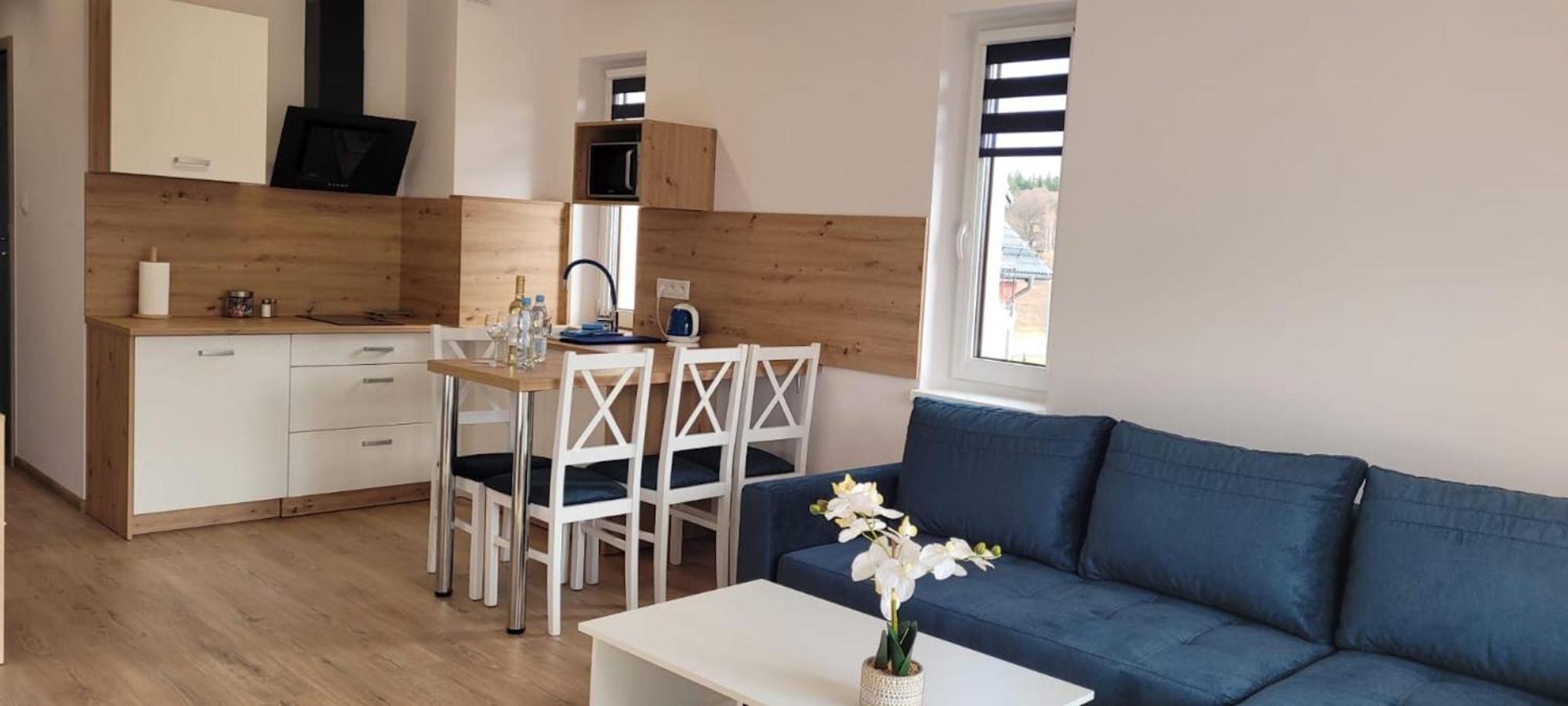 Kolorowe Cieplice - Apartamenty Z Widokiem Na Karkonosze Еленя-Гура Экстерьер фото